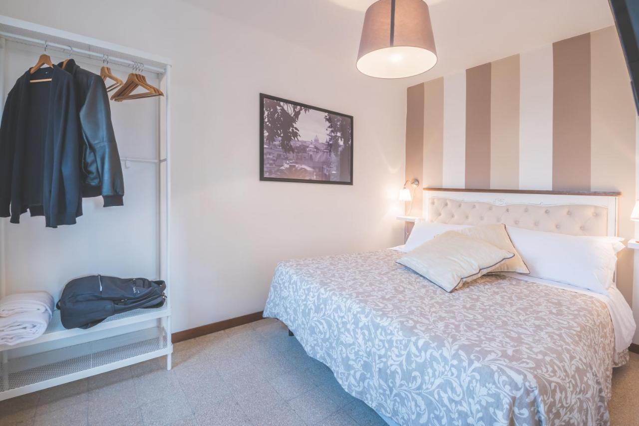 Pellegrino 75 Double Bedroom Roma Exterior foto